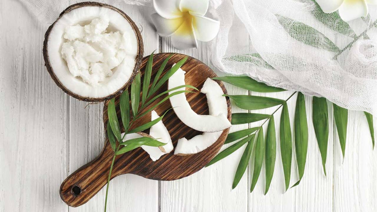 Olio di monoi migliore: proprietà come usarlo