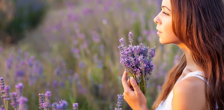 Essential oils: the action on the mind and mood